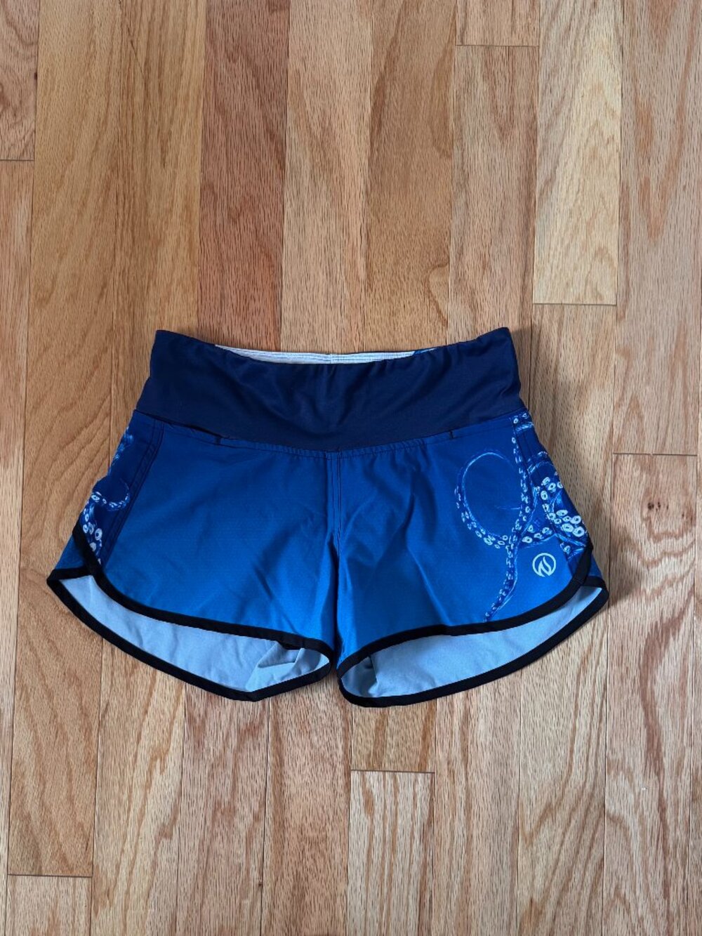 INKnBURN Blue Octo Octopus Running Shorts Lined Size 2